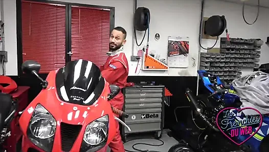 Aurora, a Naughty Saleswoman, Offers Her Body to Two Guys