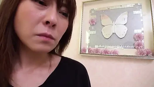 [mature Wife Who Has Had an Affair, Towako 52 Years Old]