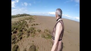 Journée sous la douche sur la plage