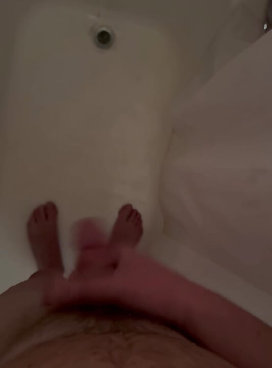 친구의 샤워 중 오줌 싸고 지즈