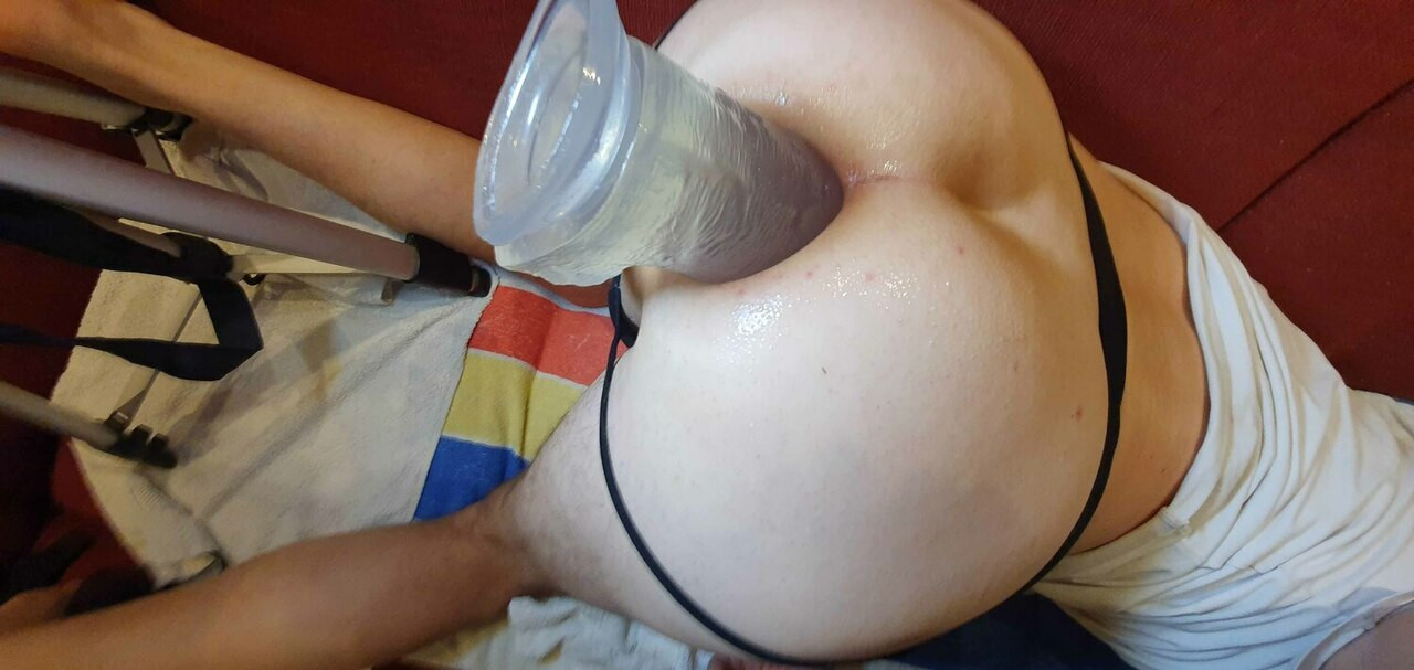 Big clear dildo anal fuck show