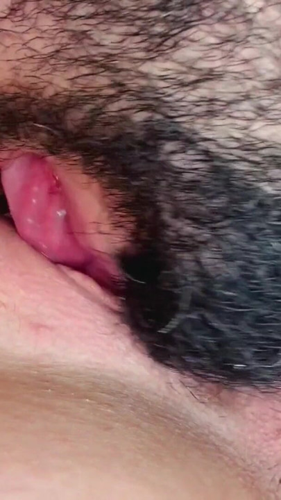 Bearded Guy Devours Wet Pussy in Extreme Close-Up – Intense Cunnilingus & Fingering Until She Cums Hard | Clip 1