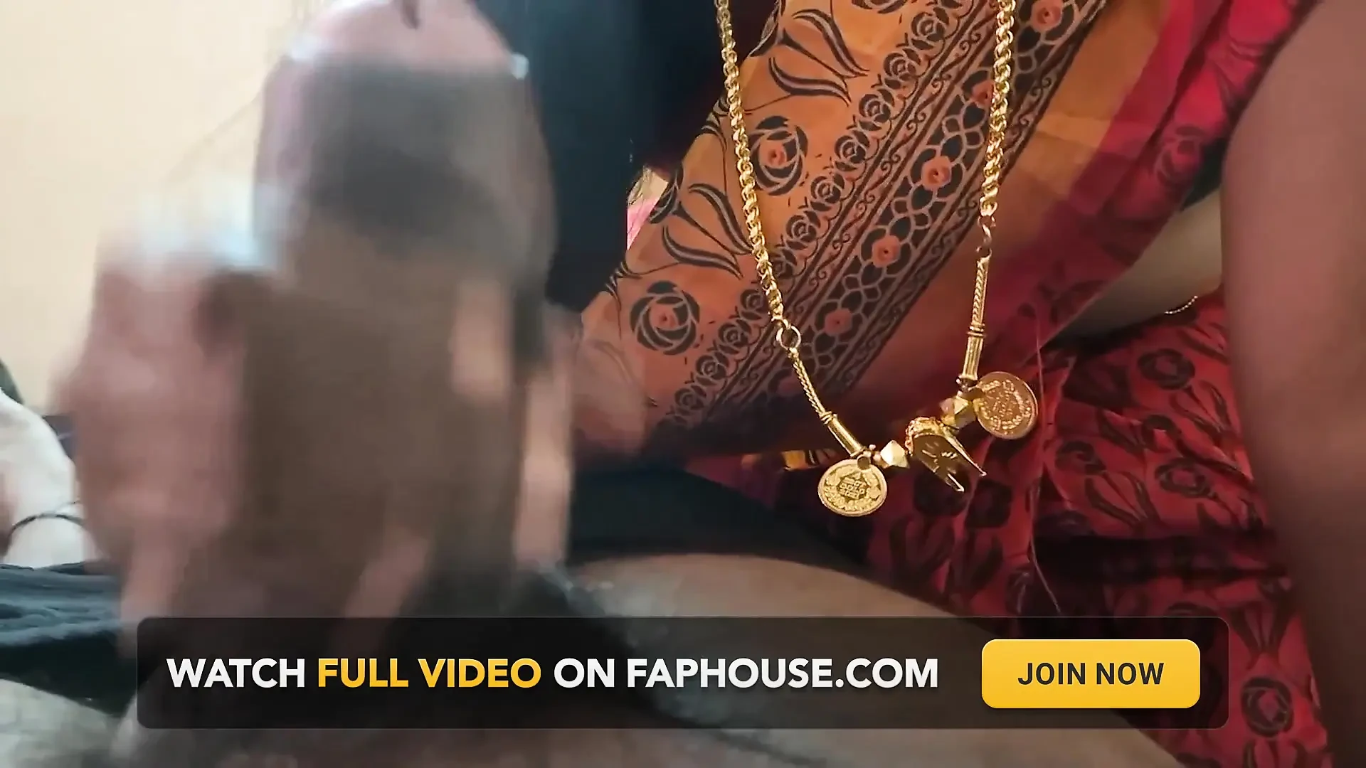 Tamil Married Wife Hot Sex with Pawn Jeweller