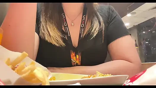 FILIPINA SCHNELLER ÖFFENTLICHER POV-SEX