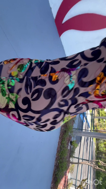 You like my dress??