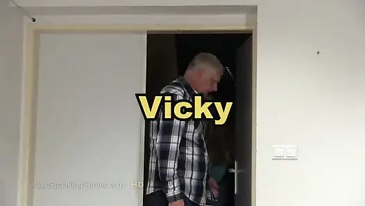 Vicky Spanking 46233