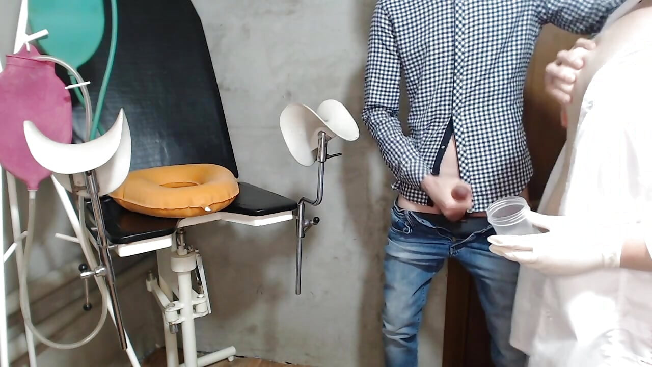 공공장소에서 따먹히는 핫한 밀프