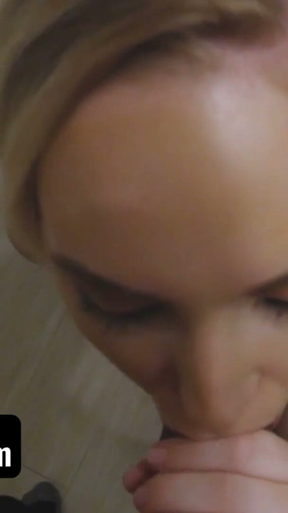 Sis Loves Me - Cock Craving Blond Teen Creeps On Her Stepbro In The Shower To See His Big Dick | Clip 1
