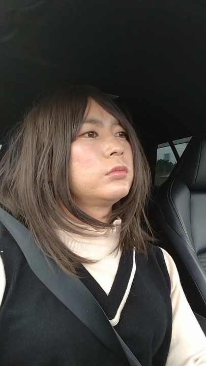 A cross-dressing boy drove by car | Clip 1