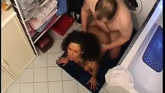 «За немецкими дверями» тщательно трахается — полный фильм