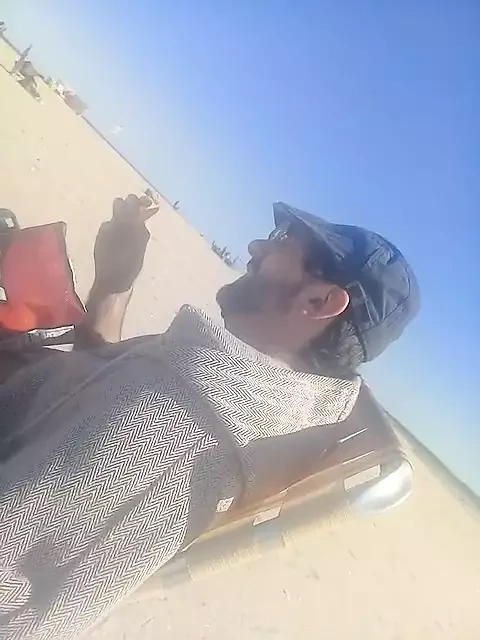 Nude beach masterbating