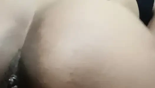 Meri bibi mere dost se chudate huye pakadi gae rat ko