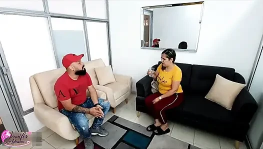 I order service from a Milf and have a better time than I expected - Porno en Español