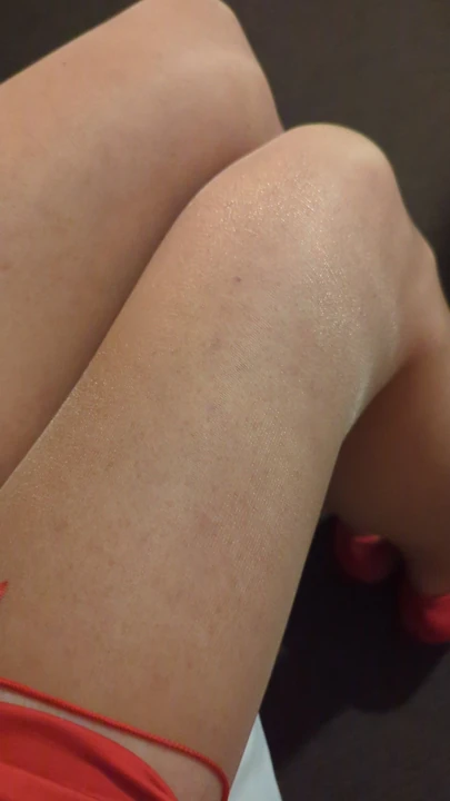 my legs in Pretty Stockings "maison close"