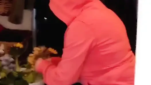 Senin için olmak istediğim tek şey bir çift büyük meme,