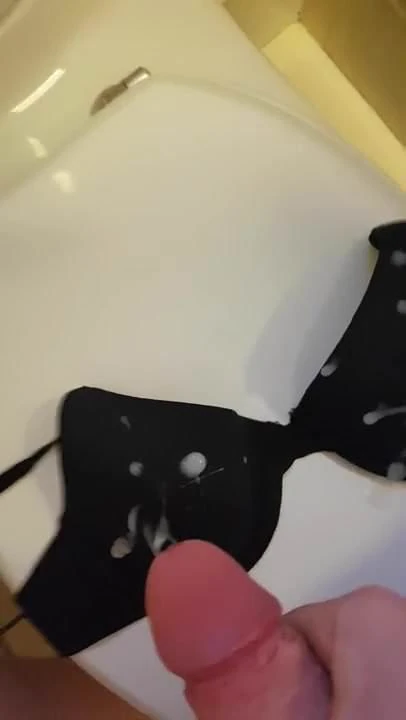 Cum on wifes bra
