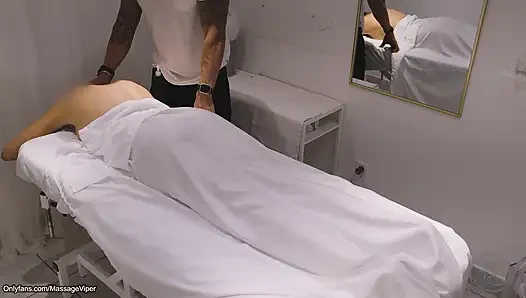Cheating Wife Fucks the Massage Therapist