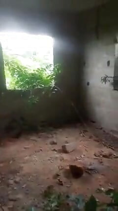 I Mate a Skinny by the Bush Side We Have Fune