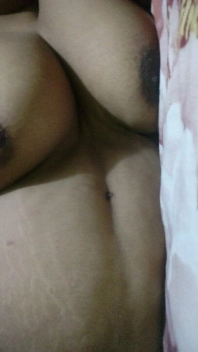 Horny busty bhabhi