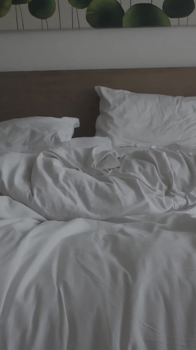 Cheating on My Boyfriend While He Went to Shop a Stranger Accidently Came in My Hotel Room Then He Came in My Pussy