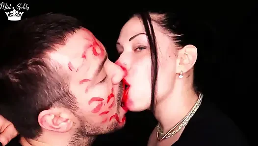 Roter lippenstift zusammenstellung & lippennecken! 50 $ statt des ursprünglichen preises 85 $