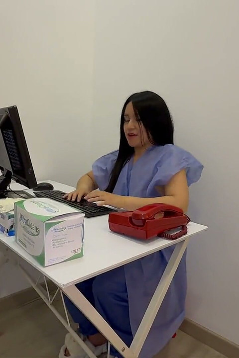 Horny Doctor Fucks Her Patient in the Hospital... in the Middle of a Doctor's Appointment