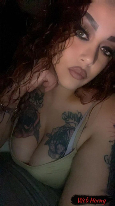 Cloe Arellano showing her and bib shorts (photos) | Clip 1