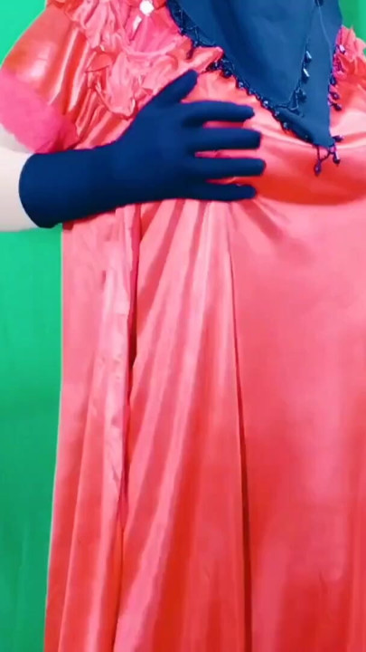 Bangladeshi sweetie bhabhi wants to spend the night with you wearing hot and sexy night dress | Clip 1