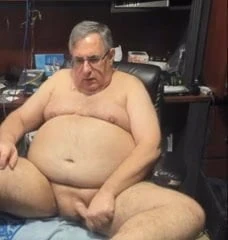 Daddy cums on cam