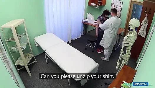 Fake Hospital - Doctor Prescribes a Heavy Dose of Oral Sex to Cure Patient's Depression