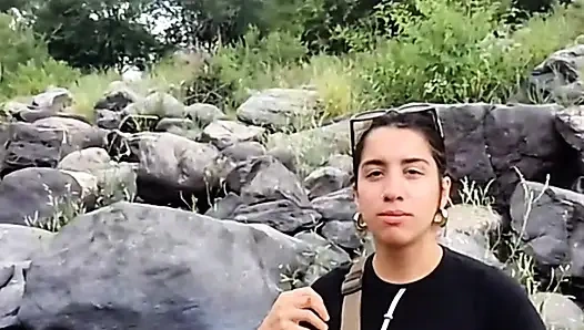 Sepong kontol asli - cewek latina sange nyepong kontol orang asing