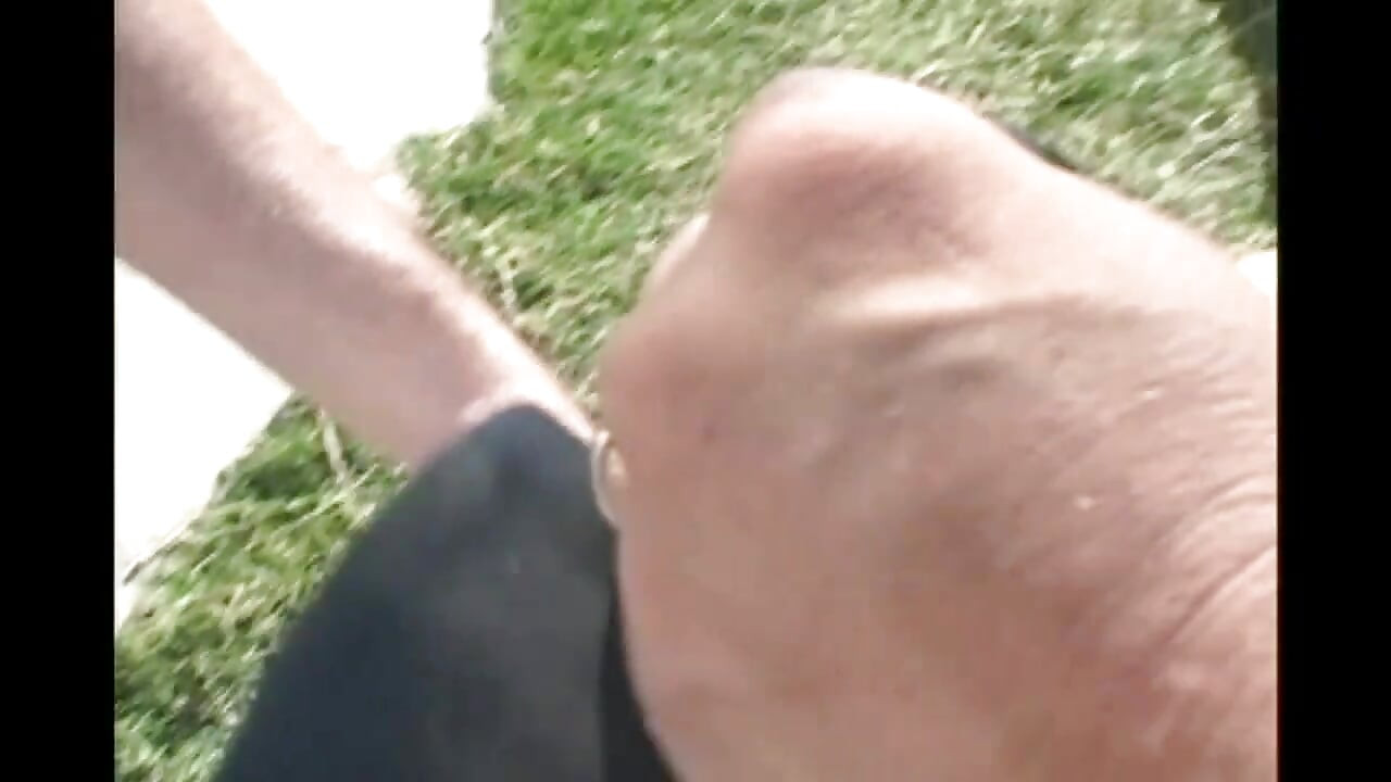 ควยหนึ่งในตูดและหนึ่งในหีมันเป็นไปไม่ได้ที่จะไม่สนุก