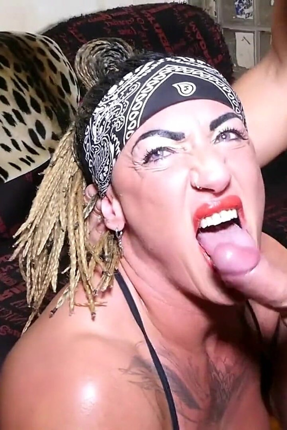 Danaxmuscles Makes a Fan's Dream Come True and Lets Him Break Her Ass and Pussy