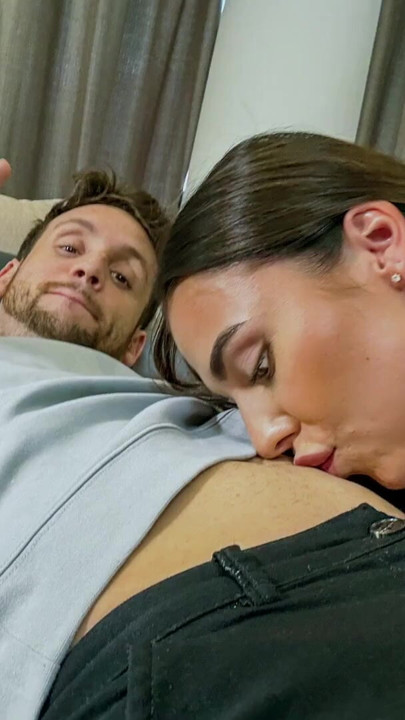 Photographer seduces shy guy to fuck | Clip 1