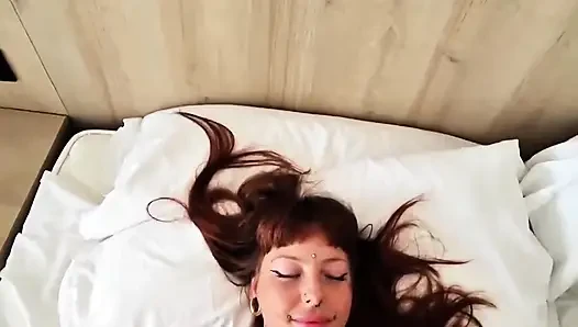 Crot di toket saat liburan pagi-pagi
