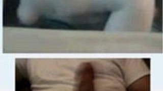 Gioco in webcam - coppia che scopa a pecorina