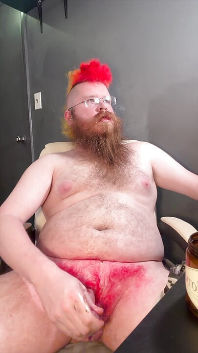 Watching some porn and jacking my dick