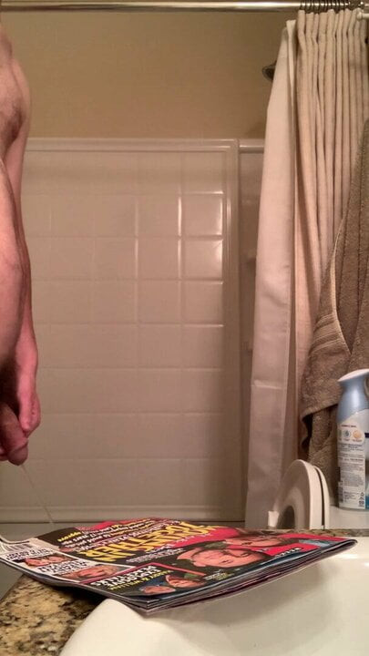 Horny And Sexy Peeing :)
