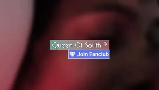 Bu yeni videodaki video, şimdiye kadarki en iyi amcıklardan biri! Onu sikmeyi seviyorum ve o büyük yarağımı seviyor.