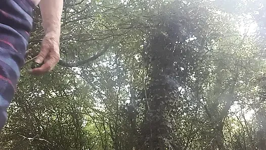 Yeni etek açık havada