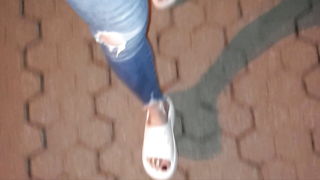 I wear tight jeans and show my pretty feet