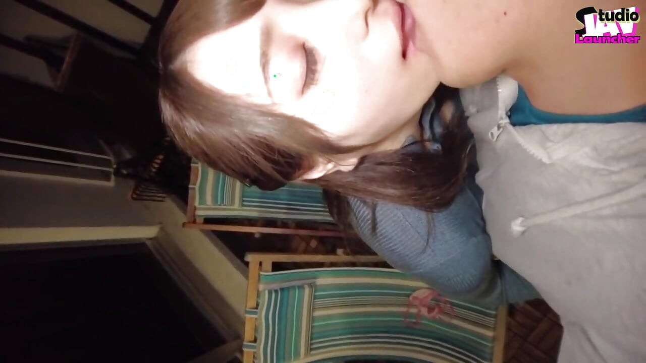 Felicidade beijada na brisa - você pode lidar com como ela gosta do seu prazer quente? Capítulo 3