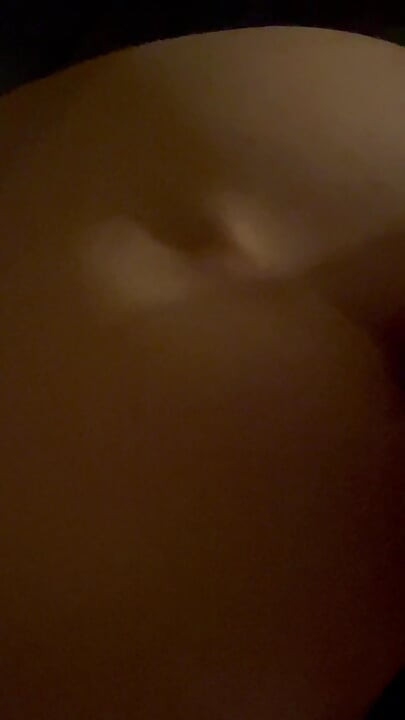 내 자지를 삼키는 그녀의 보지