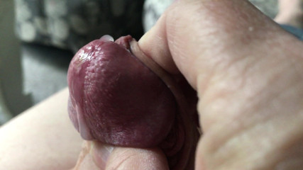Close Up Cum