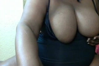 Fat BBW Shemale JuicyNikki jacking off