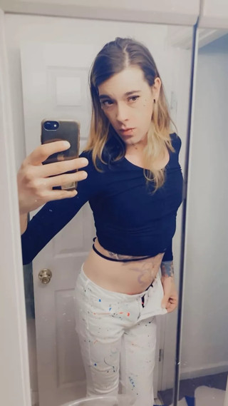 Tgirl Shows Off Her Panties