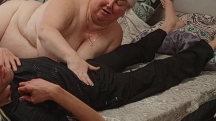 neighbor caresses my cock with her mouth until cumshot