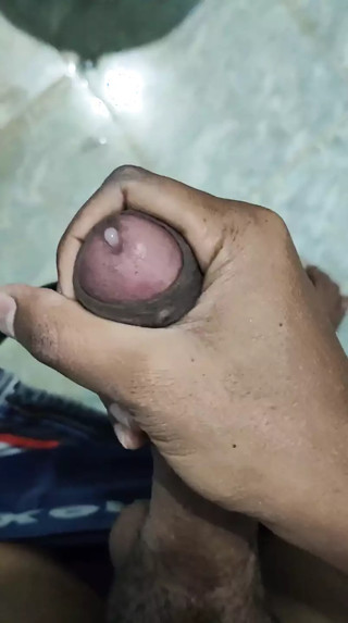 Mastributung alone at Home anybody interested Message Me ll Tribute to Nehashetty