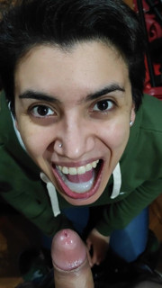 Quickie! Blowjob, Open Mouth Mouthful, Cumplay and Swallow!