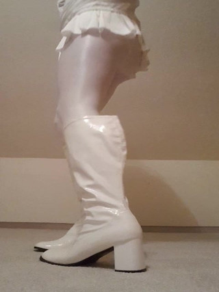 Dance in white skirt